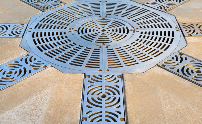 Decoration Drain Cover Wall