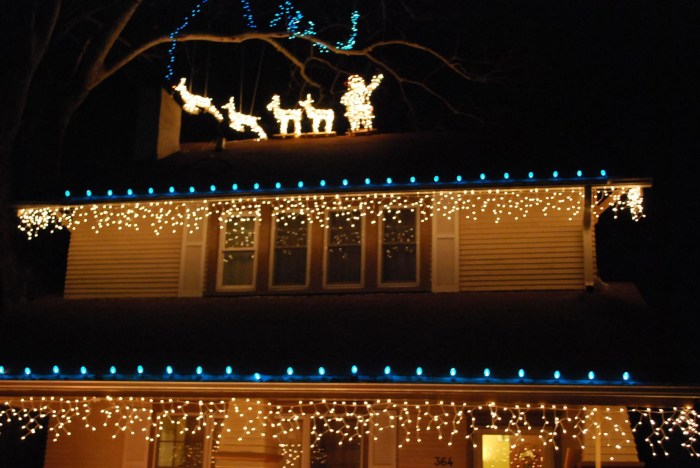 Christmas Decorations For Roofs A Festive Guide