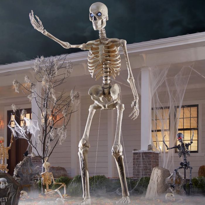 Large Halloween Decorations Spooktacular Ideas